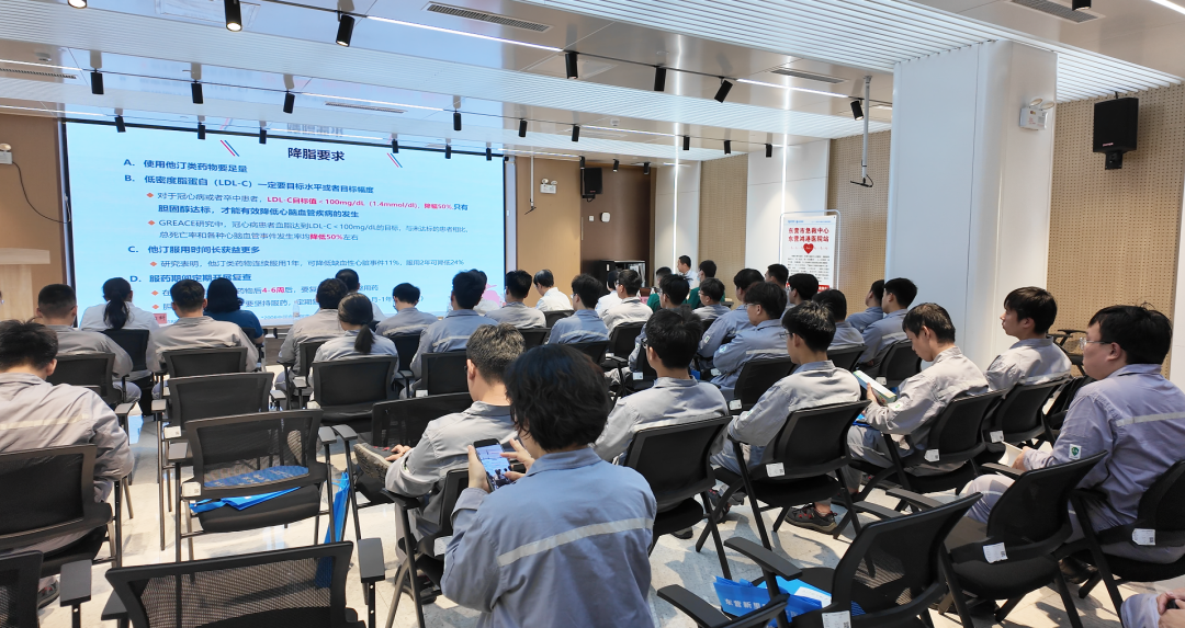 鸿港医院“深入企业送健康”活动走进东营联合石化